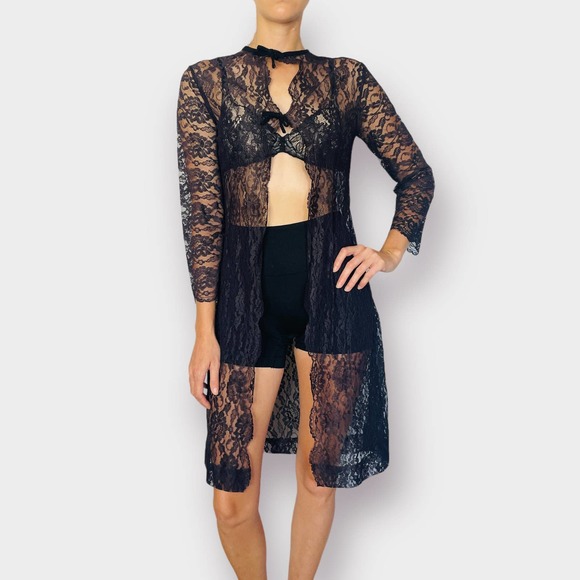 60s black lace overlay - Picture 2 of 6